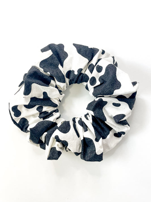 XL Moo Scrunchie