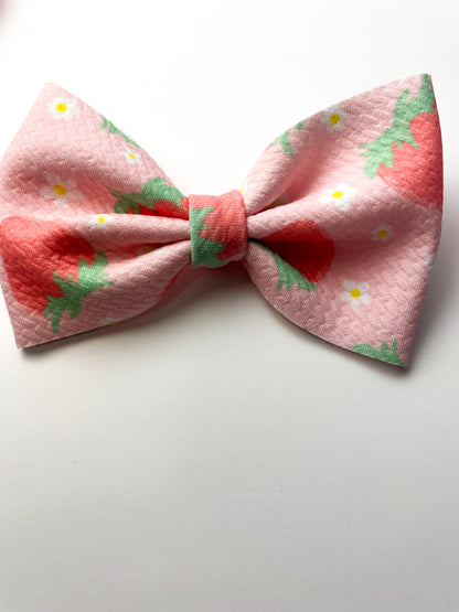 Strawberry Daisies Bow