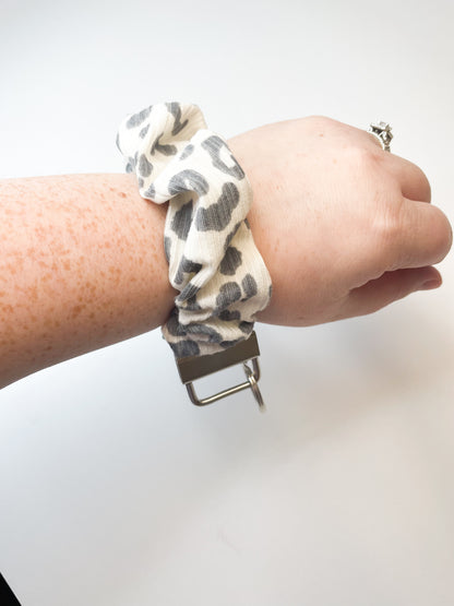 Snow Leopard Wristlet