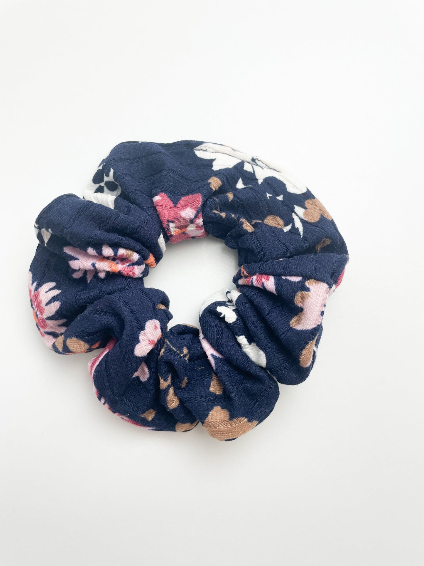 Elliot Scrunchie