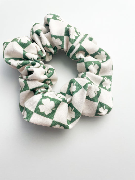 Cloverboard Scrunchie